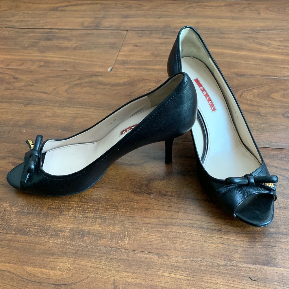 Cute Prada Black peep toe pumps